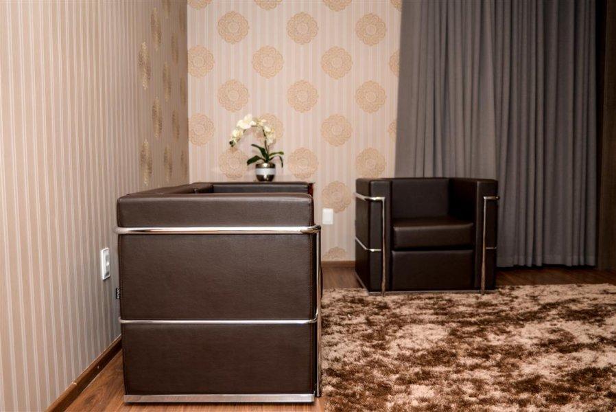 Grand Cafe Hotel مانهواسو المظهر الخارجي الصورة